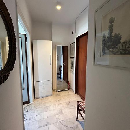 Tiberia Apartment Rome Bagian luar foto