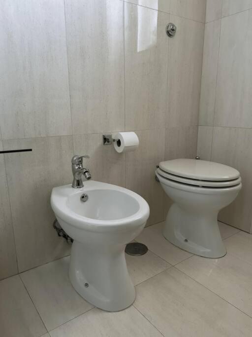 Tiberia Apartment Rome Bagian luar foto